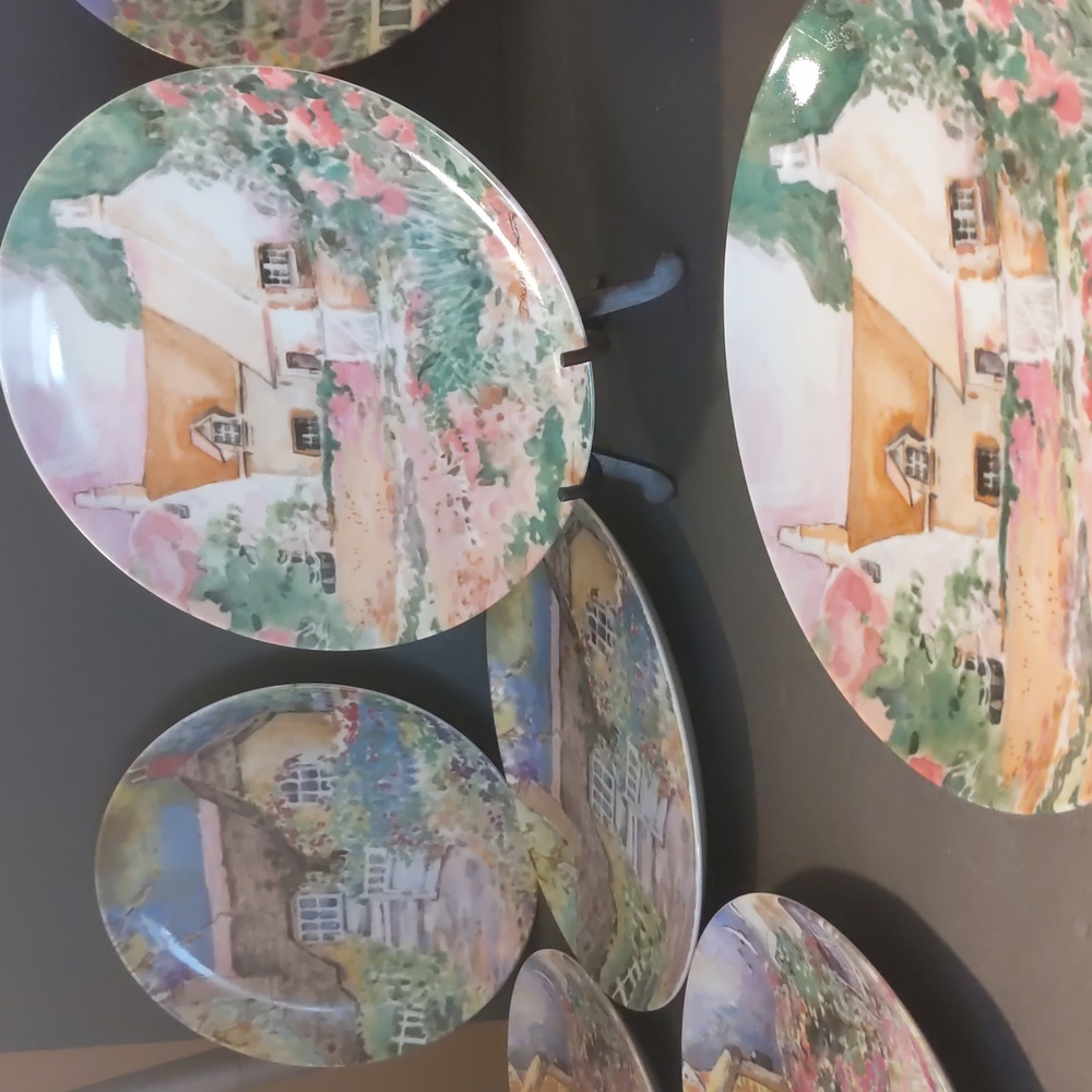 Dawna Barton Country Cottage Garden Plates set of 8 Four scenes 1991 Vandor